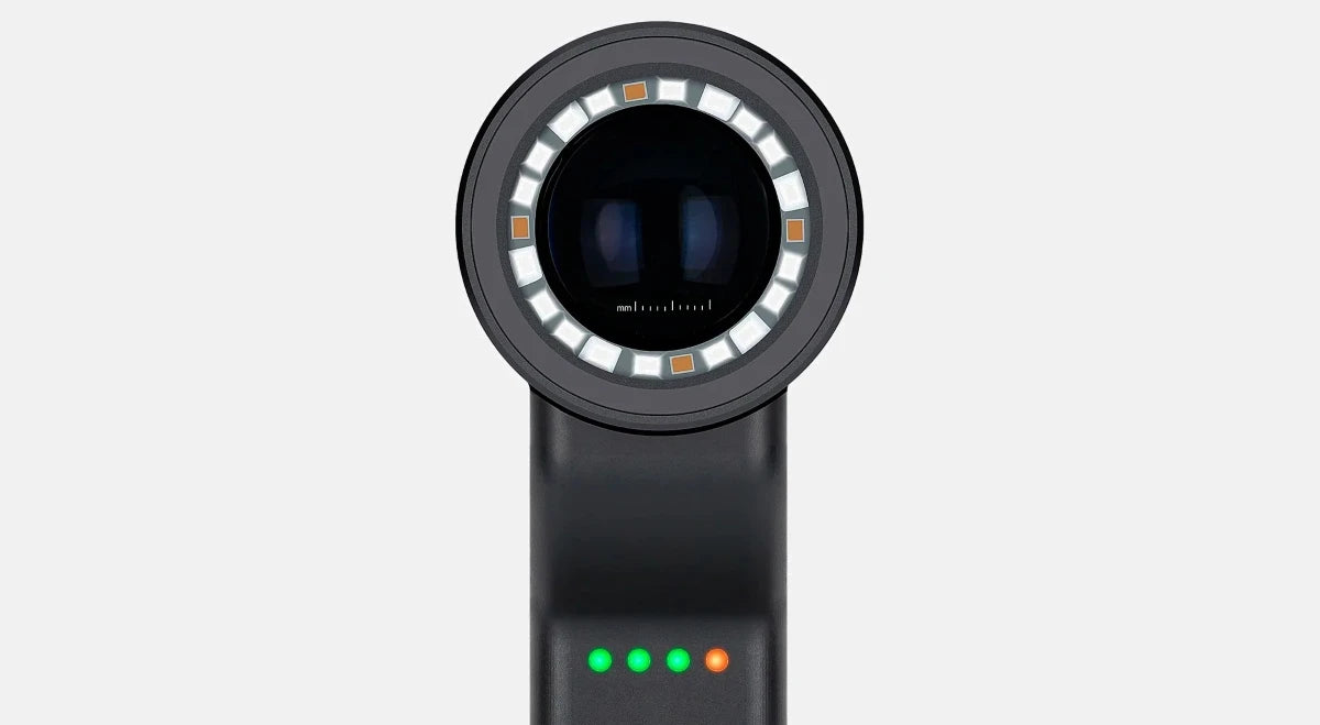 Dermatoscopes