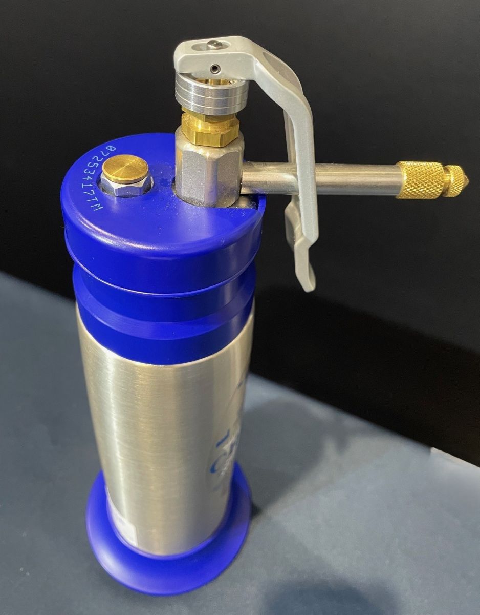 Brymill B700 Cry-AC 500ml Cryotherapy Flask with Tips